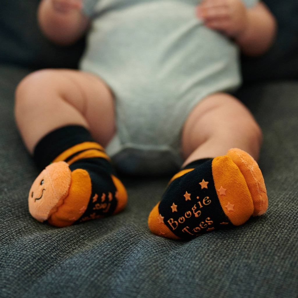 Pumpkin Halloween Boogie Toes Rattle Socks